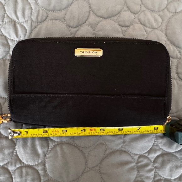 Women's Black Travelon Wristlet 8 Inches with Handle - Picture 2 of 10
